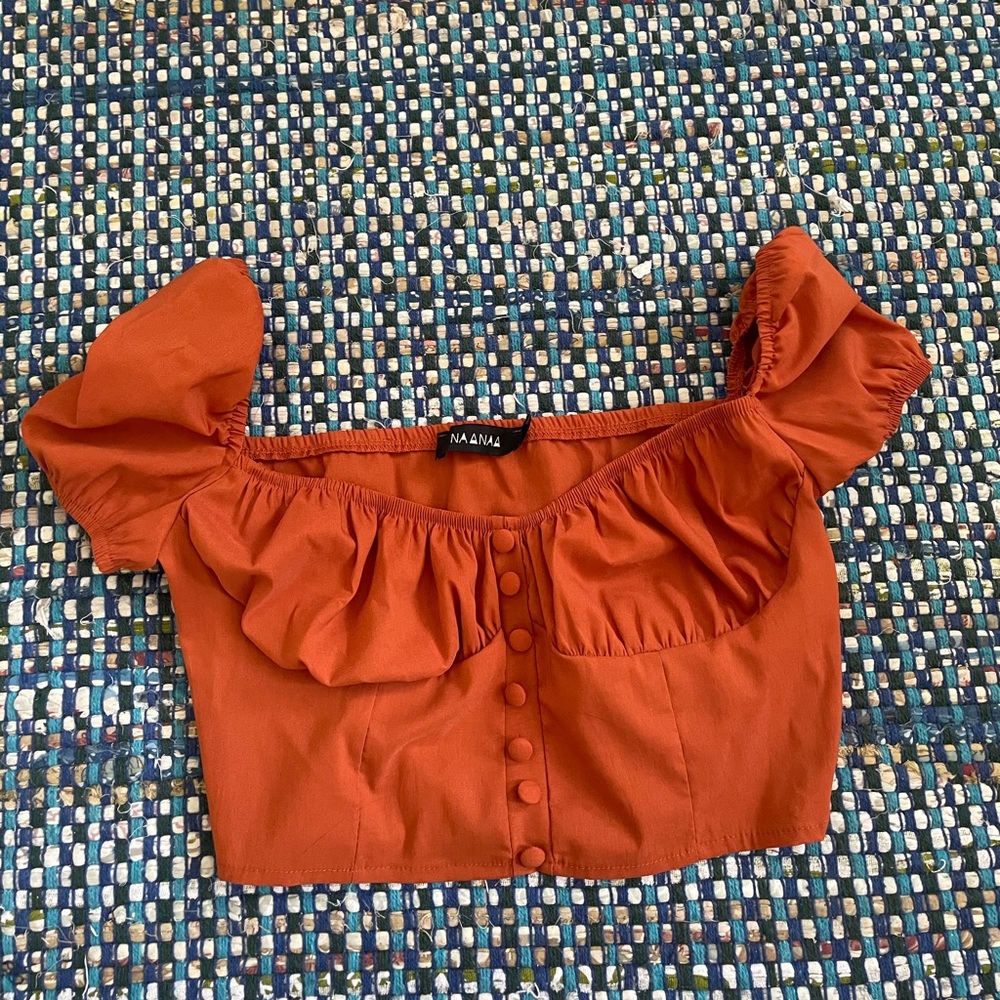 Orange top - Picture 2 of 3